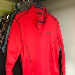 Men’s Under Armour long sleeve